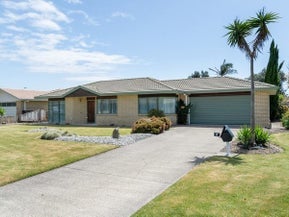 2 James Henry Avenue, Papamoa Beach, Papamoa