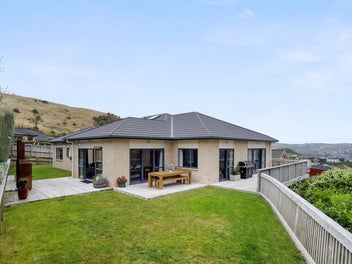17 Gifford Grove, Churton Park, Wellington