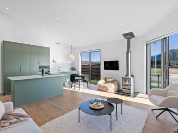 22 Barton Street, LAKE HAWEA