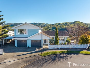 13 Ilam Grove, Kelson, Lower Hutt