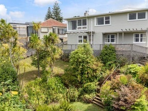 33 Awarua Crescent, Orakei, Auckland