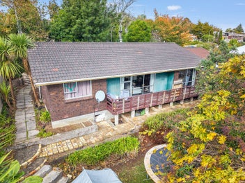 22 Pohutukawa Drive, Pukete, Hamilton