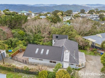 57 Poto Road, Normandale, Lower Hutt