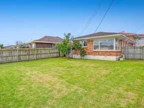 22 Shakespeare Road, Milford, Auckland