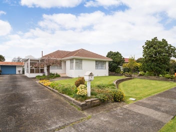 21 Gloucester Street, Takaro, Palmerston North