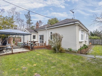 1689B Cust Road, Cust, Cust