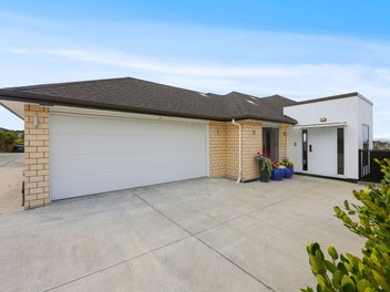 85C Lake Panorama Drive, Henderson Valley, Auckland