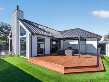 30 Princess Street, Martinborough