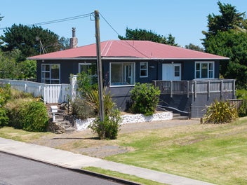 141 Kahukura Avenue, Waitarere Beach, Levin