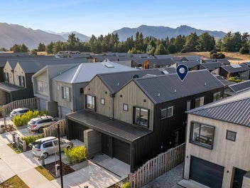 16 Glenavon Green, Wanaka