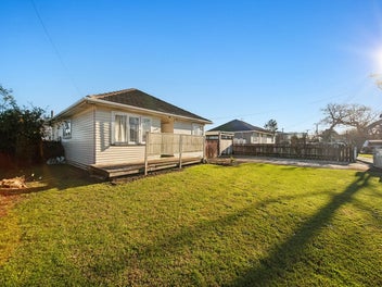 1/81 GLOUCESTER RD, Manurewa, Auckland
