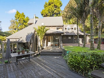 246 Scenic Drive, Titirangi, Auckland