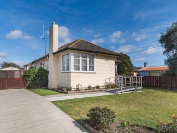 24 Wilson Crescent, Highbury, Palmerston North