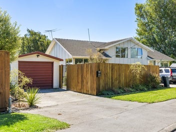2/362 Port Hills Road, Hillsborough, Christchurch