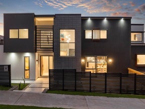 4 Bremner Ridge Street, Flat Bush, Auckland