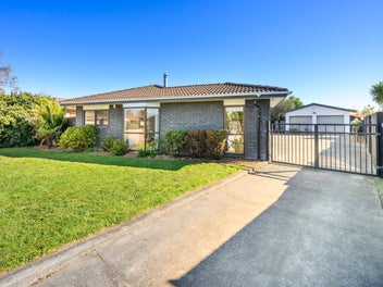 53 Raglan Avenue, Cloverlea, Palmerston North