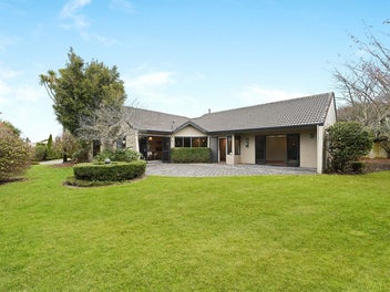 75 Harrowfield Drive, Harrowfield, Hamilton