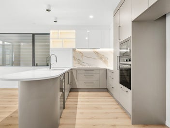 102A Te Oneroa Way, Long Bay, Auckland