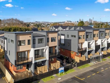 7/1F Rosyth Avenue, Bayswater, Auckland
