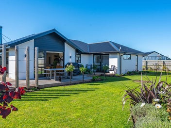 37 Suffolk Drive, Kirwee, Kirwee