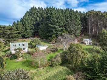 61 Coutts Gully Road, Taieri Beach, Brighton