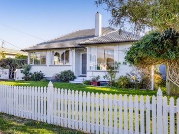 45 Reid Avenue, Hawera