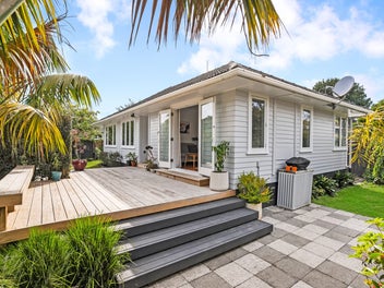 58A Kervil AVE, Te Atatu Peninsula, Waitakere