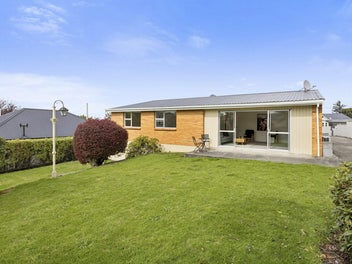 54 Drivers Road, Maori Hill, Dunedin