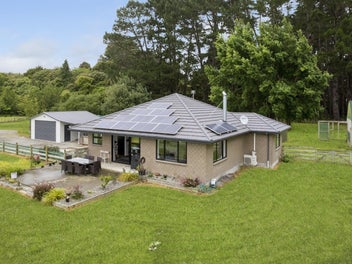 81 Halls Road, Pahiatua