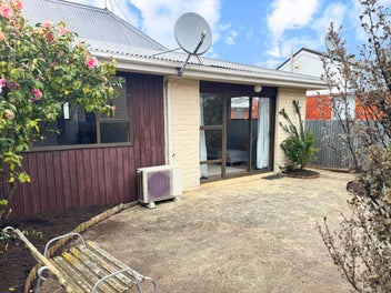 43D Law Street, Caversham, Dunedin