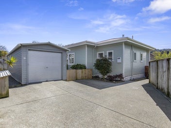 14C Sharpe Crescent, Wainuiomata, Lower Hutt