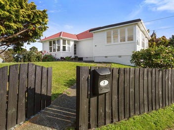 2 Mexted Crescent, Ranui, Porirua