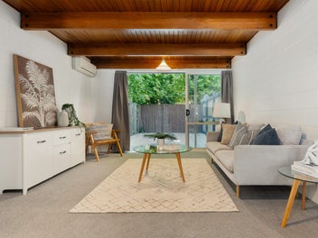 2/140 Waimairi Road, Ilam, Christchurch
