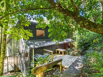 118 Waiheke Road, Waiheke Island, Waiheke Island