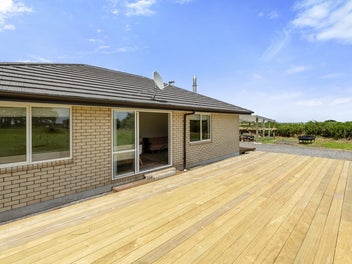 94 Mirikau Road, Warea, New Plymouth