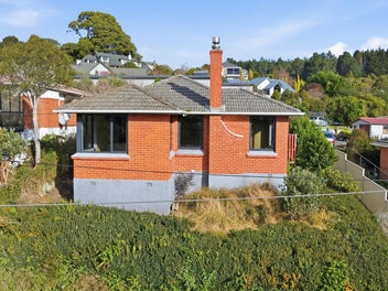 18 Glenmore Street, Glenleith, Dunedin