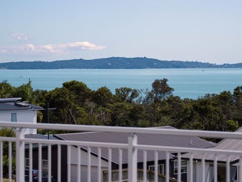 25 Te Puru Drive, Maraetai, Auckland