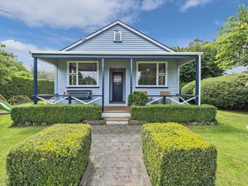 13 Cliff Street, Coalgate, Coalgate