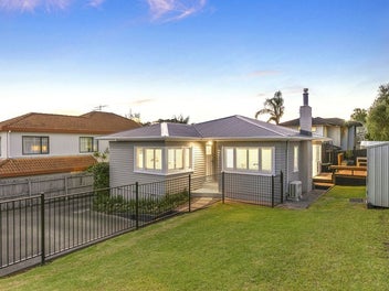 7 Kenmure Avenue, Forrest Hill, Auckland