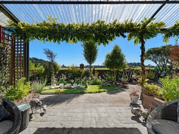 8 Lordship Place, Templeton, Christchurch