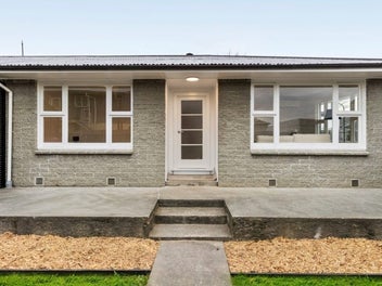 2/124 Huxley Street, Sydenham, Christchurch