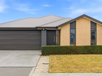 6 Barcote Lane, Rolleston, Rolleston