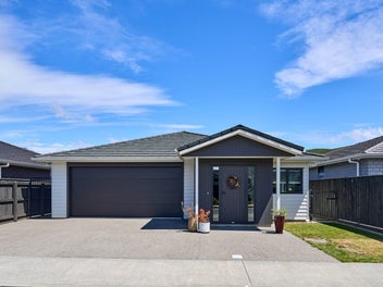 9 Martha Turnell Crescent, Manor Park, Lower Hutt
