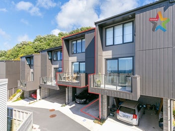 12/52 High Street, Island Bay, Wellington
