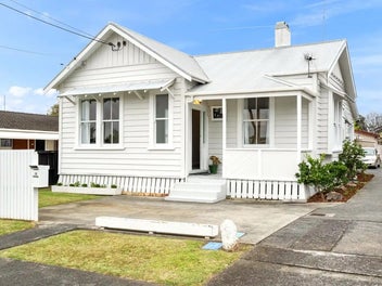 10 Armstrong Avenue, Woodhill, Whangarei