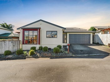 72L Seabrook Avenue, New Lynn, Auckland