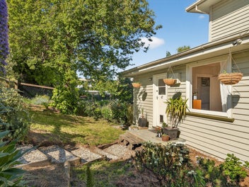 47 Ranui Crescent, Diamond Harbour, Lyttelton