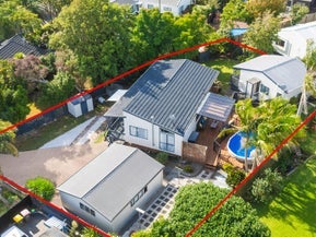 7 Gleneagles Grove, Wattle Downs, Auckland