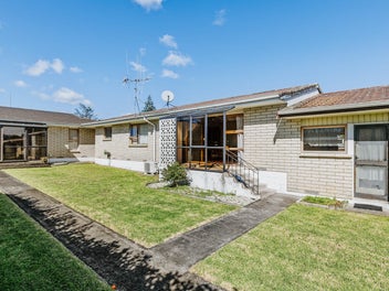 2/1246 Cameron Road, Gate Pa, Tauranga