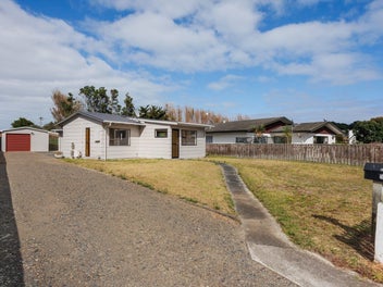 14 Cousins Avenue West, Foxton Beach, Foxton